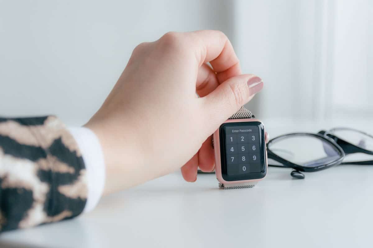 Jak dobrać paski do Apple Watch 6 i jakie warianty znajdziesz na rynku?