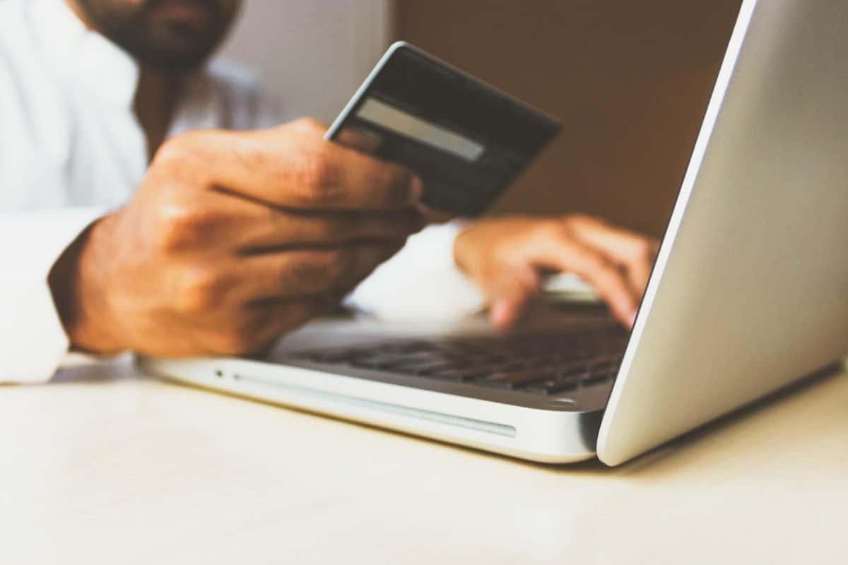 Najtańsze pożyczki online – jak je znaleźć i czy warto je brać?