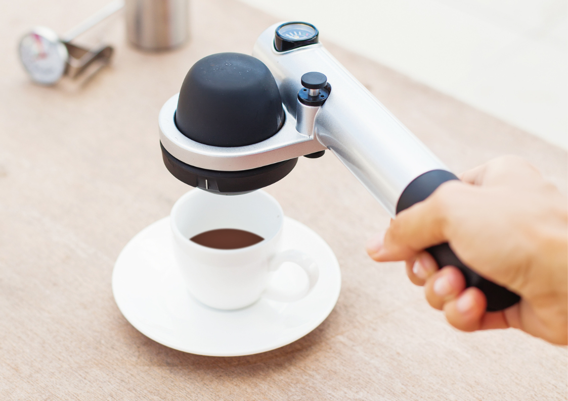 Nowości technologiczne w akcesoriach do parzenia kawy